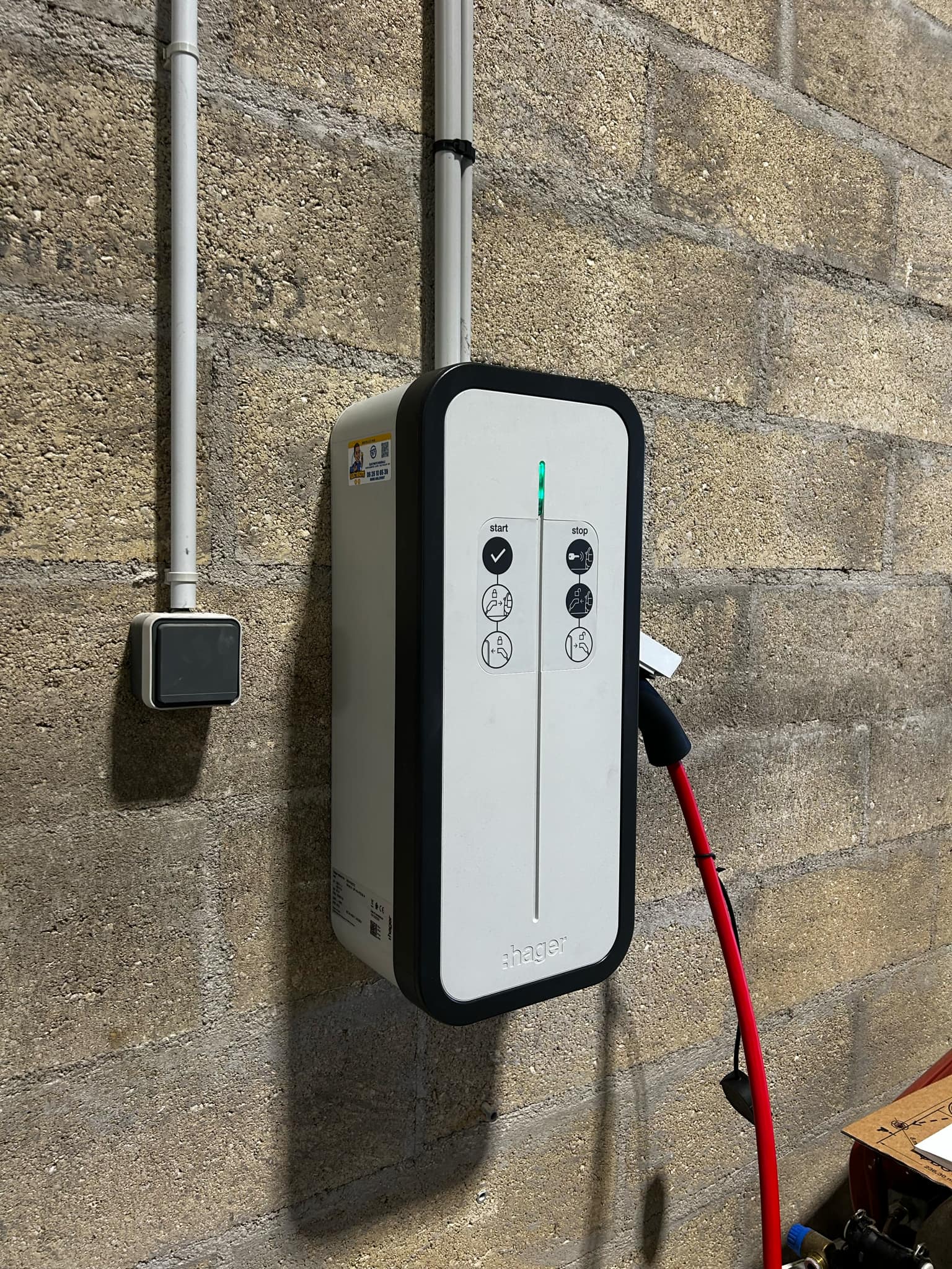Installation borne de recharge à Charleville-Mézières – AH Électricité