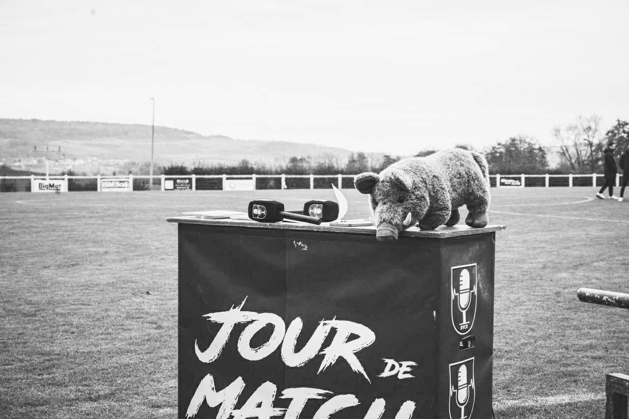 AH Électricité partenaire de Drapeau Vert Carton Rouge et du CS Sedan Ardennes